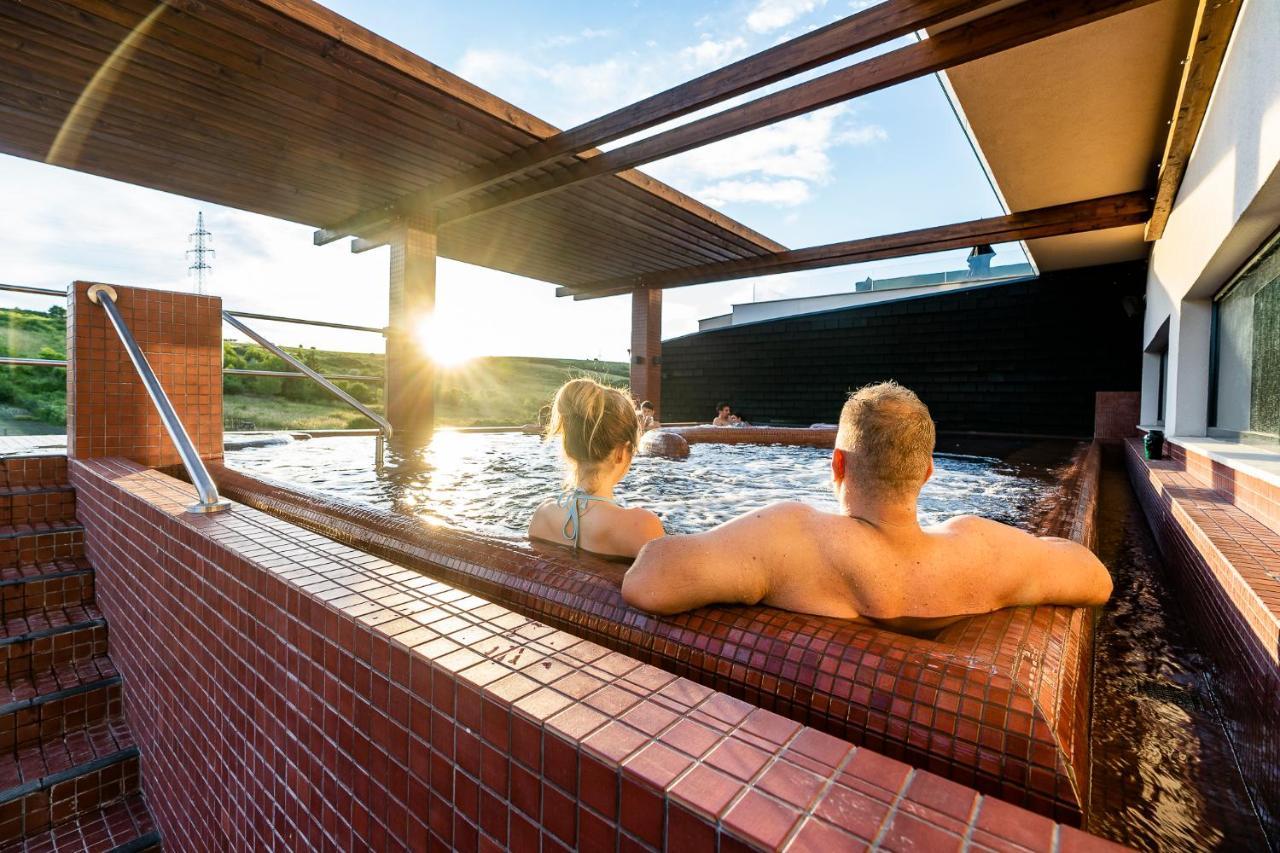Allure Healthy Hotel & Spa Eger Exterior photo